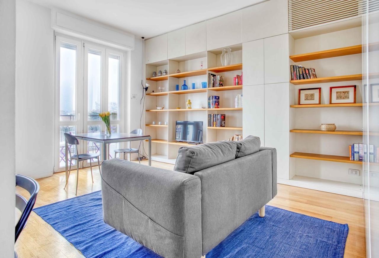 Joivy Vibrant Studio With Balcony Milan Exterior photo